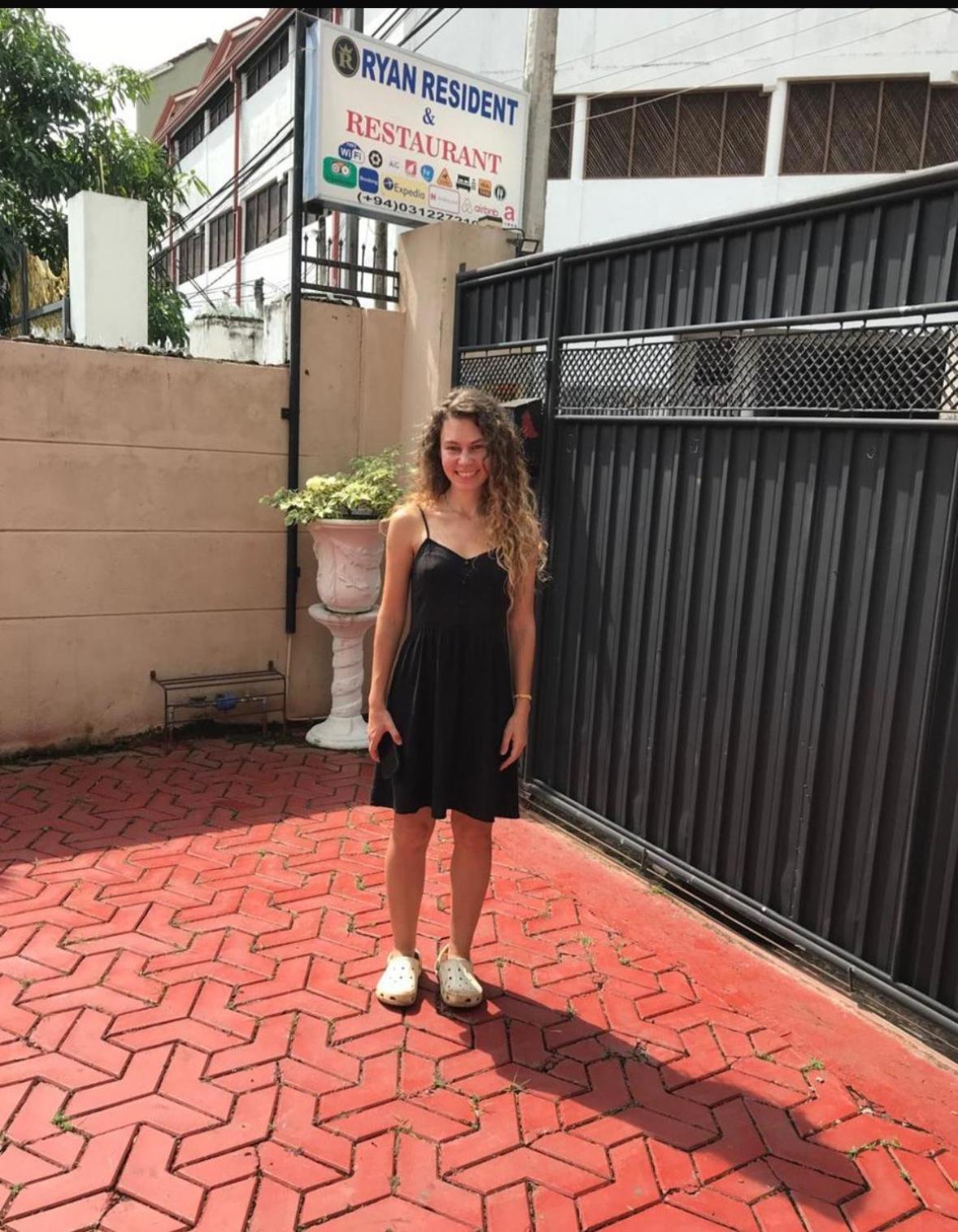 Ryan Residence & Restaurant Negombo Esterno foto
