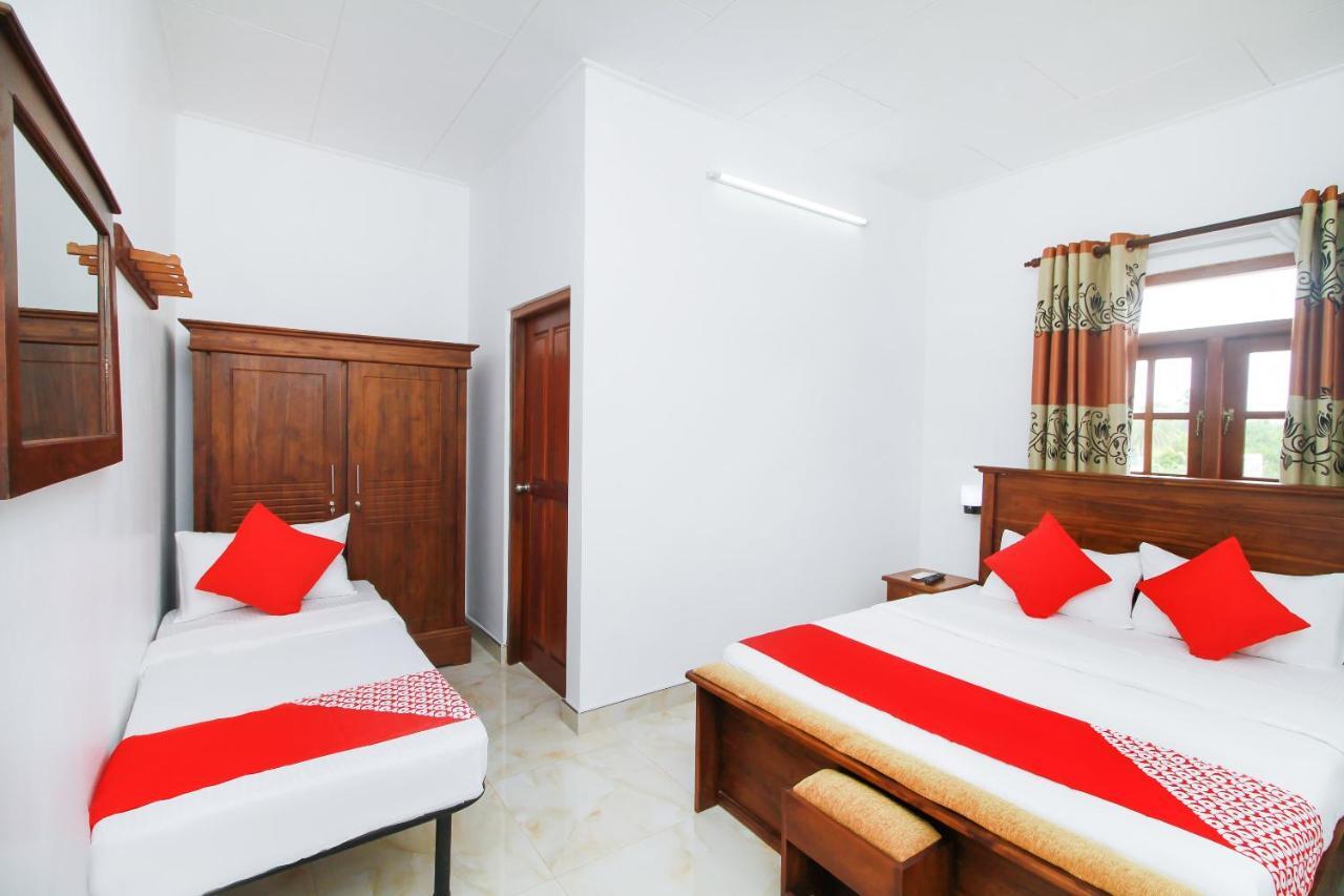 Ryan Residence & Restaurant Negombo Esterno foto